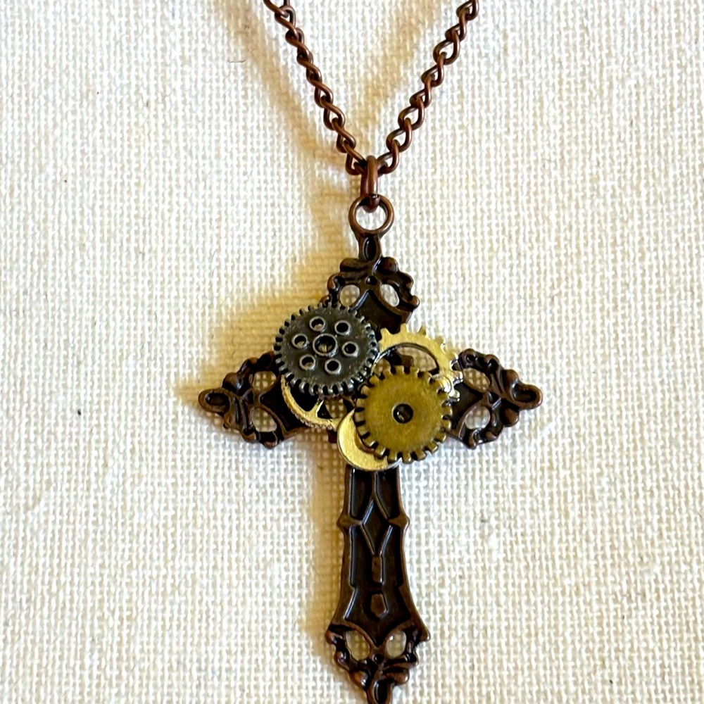 Steampunk Gear Cross Pendant Necklace - NWOT